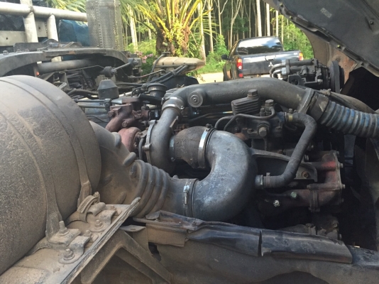 ขายรถ10ล้อหัวลาก HINO ZM500 เครื่อง 315แรงม้าปี44 สภาพสวย สนใจโทร 081-970-1072