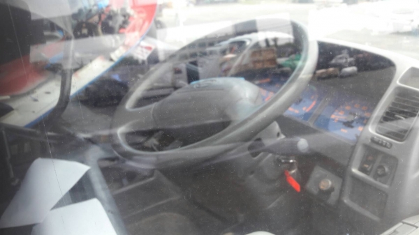 ขายหัวเก๋งรถบรรทุก 6 ล้อกลาง ยี่ห้อ HINO รุ่น FC หัวกว้าง 195 เซนติเมตร ราคา 87,000 บาท