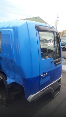 ขายหัวเก๋งรถบรรทุก 6 ล้อกลาง ยี่ห้อ HINO รุ่น FC หัวกว้าง 195 เซนติเมตร ราคา 85,000 บาท