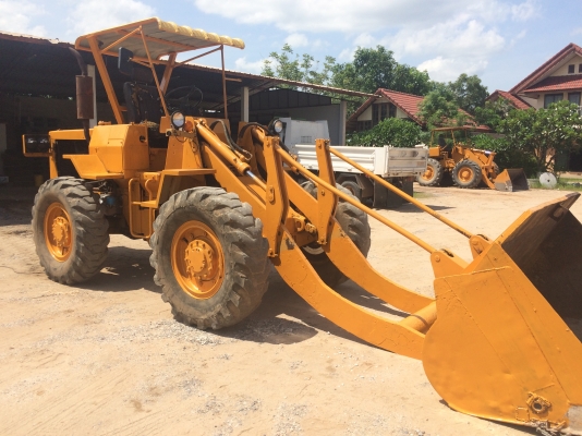 cat 910 สวยๆแขนยาวเครื่อง 6BB1 พร้อมใช้งานครับ ไปเที่ยวสุรินทร์แล้วครับ