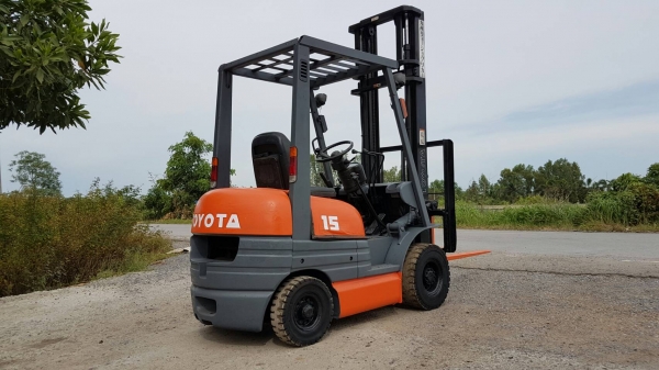 ขายด่วนรถยกTOY0TAดีเซล6FD15ยก1.5ตันเสาสูง4เมตรยางตัน4เส้นรถนอกเพิ่งนำเข้ามาใหม่ยังไม่เคยใช้งานในเมืองไทยเลย ขายด่วนรถยกTOY0TAดีเซล6FD15ยก1.5ตันเสาสูง4เมตรยางตัน4เส้นรถนอกเพิ่งนำเข้ามาใหม่ยังไม่เคยใช้งานในเมืองไทยเลย