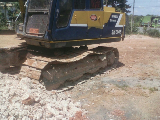 รถแมคโค KOBELCO SK045 รถแมคโค KOBELCO SK045