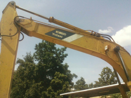 รถแมคโค KOBELCO SK045 รถแมคโค KOBELCO SK045