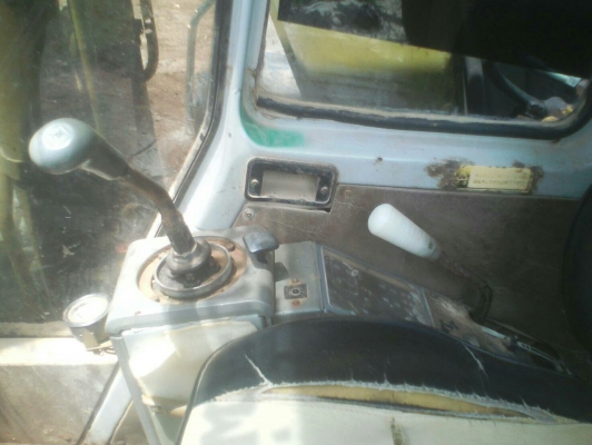 รถแมคโค KOBELCO SK045 รถแมคโค KOBELCO SK045