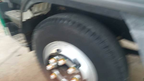 ขายด่วนสิบล้อสองเพลาดั้ม1Jสมอทองแท้ปี46 220แรง