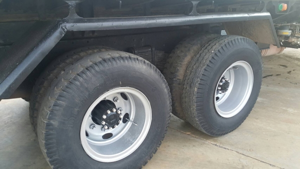 ขายด่วนสิบล้อสองเพลาดั้ม1Jสมอทองแท้ปี46 220แรง