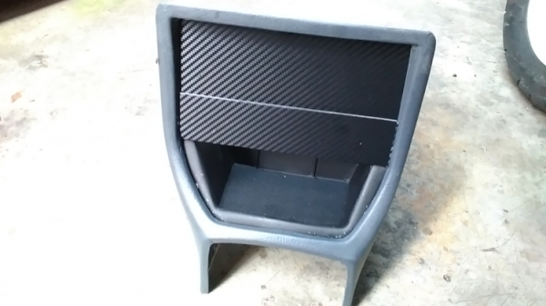 โครงคอนโซนหน้าเต็ม(ไฟเบอร์) ซีวิค 3D-4D แปลงใส่วิทยุจอใหญ่ ใส่เกจ์วัด ใส่สวิทตัดไฟ มีช่องใส่ของ(สั่งเพิ่มได้)  รับหล่อไฟเบอร์ต่างๆ