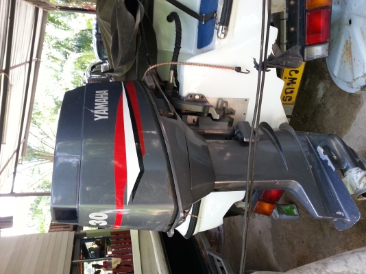 ขายเครื่องเรือ 2 storke 30 HP Yamaha ขายเครื่องเรือ 2 storke 30 HP Yamaha