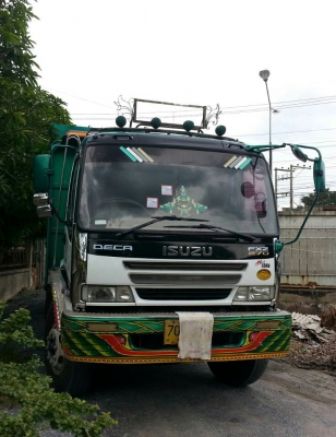 สิบล้อ อีซูชุ Dega 270ยูโร2 ปี47แม่ลูก3คาน ดั้ม.มีเนียม สภาพดีสวยเดิมๆพร้อมใช้งาน ทะเบียนพร้อมโอน ขายราคา.แม่เดียว 1,590,000บ /ขายรวมแม่+ลูก 1,950,000บ /ราคาคุยกันได้ ครับๆ