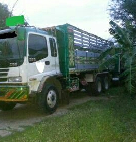 สิบล้อ อีซูชุ Dega 270ยูโร2 ปี47แม่ลูก3คาน ดั้ม.มีเนียม สภาพดีสวยเดิมๆพร้อมใช้งาน ทะเบียนพร้อมโอน ขายราคา.แม่เดียว 1,590,000บ /ขายรวมแม่+ลูก 1,950,000บ /ราคาคุยกันได้ ครับๆ