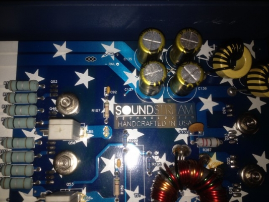 เเอม SOUNDSTREAM 305 5 ชาเเนล MADE IN USA เเท้เดิมๆไม่เคยซ่อม