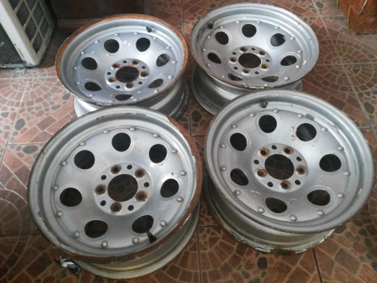 ขายกะทะเหล็กขอบ 15 กว้าง 7.5 ขนาด 5 รู 114