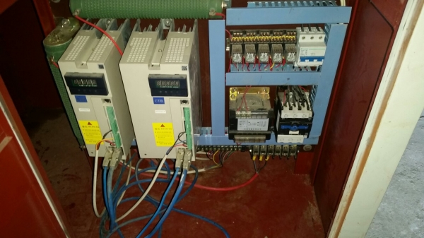 มาถึงแล้วครับ เครื่องดัดเหล็กก่อสร้าง มาถึงแล้วครับ เครื่องดัดเหล็กก่อสร้าง