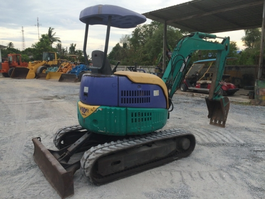 KOMATSU PC30MR เก่าญี่ปุ่น พร้อมใช้งาน โทร.086-303-9797 กู๋อ๋า KOMATSU PC30MR เก่าญี่ปุ่น พร้อมใช้งาน โทร.086-303-9797 กู๋อ๋า