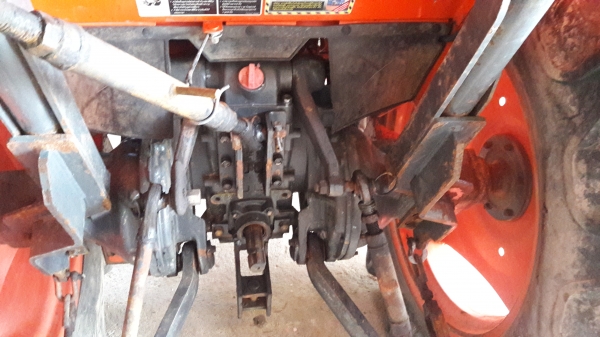 ขายรถไถL4708ใบมีดผาล4พร้อมใช้ครับ ขายรถไถL4708ใบมีดผาล4พร้อมใช้ครับ