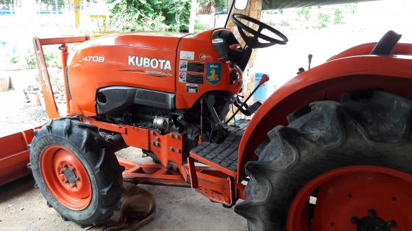 ขายรถไถL4708ใบมีดผาล4พร้อมใช้ครับ ขายรถไถL4708ใบมีดผาล4พร้อมใช้ครับ