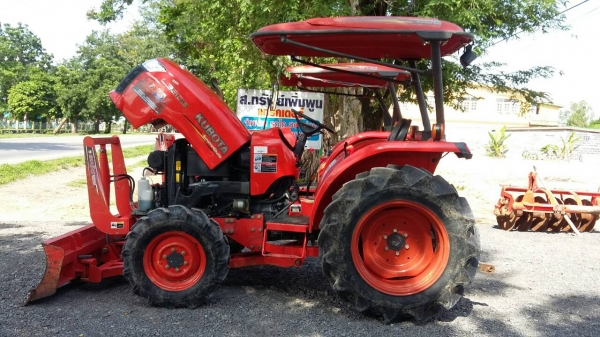 ขายรถไถL3608ใบมีดผาลพรวนพร้อมใช้ครับ