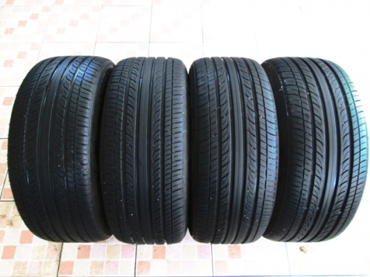 ขายยาง DEESTONE 225-40-18 ปี15 ดอกเพียบ (1ชุด)