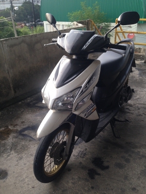 Honda Click 110 เครื่องดี สภาพตามการใช้งาน รูปเพียบ Honda Click 110 เครื่องดี สภาพตามการใช้งาน รูปเพียบ