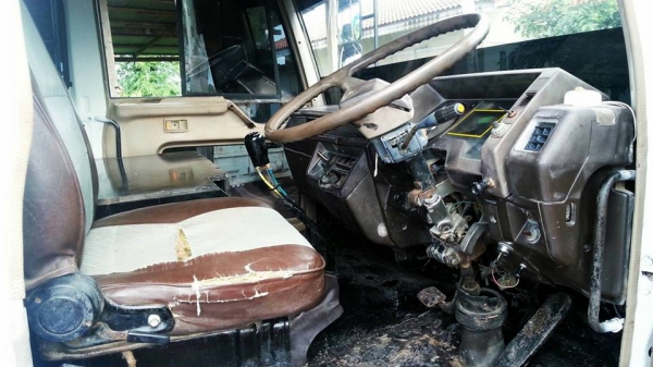 ขายรถเทรลเลอร์2เพลา เครื่อง195แรง 6D16 เครื่องดี แคชซีสวย FN527 สภาพพร้อมใช้งาน เอกสารพร้อมโอน ราคา580,000 สนใจโทร 090-8588220คุณนะ 093-3258446คุณบิว หรือเข้าดูสินค้าอื่นๆได้ที่ www.narong2truck.com หรือ www.truck.in.th/498 หรือเพจFacebook ณรงค์ ซื้อขายรถ