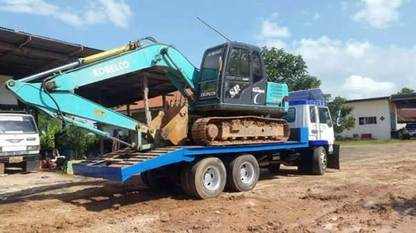 ขายรถเทรลเลอร์2เพลา เครื่อง195แรง 6D16 เครื่องดี แคชซีสวย FN527 สภาพพร้อมใช้งาน เอกสารพร้อมโอน ราคา580,000 สนใจโทร 090-8588220คุณนะ 093-3258446คุณบิว หรือเข้าดูสินค้าอื่นๆได้ที่ www.narong2truck.com หรือ www.truck.in.th/498 หรือเพจFacebook ณรงค์ ซื้อขายรถ