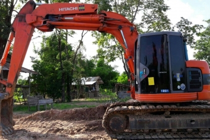 ขาย!! >>> Hitachi Ex135UR <<< ซื้อเก่านอกมา 1 ปี พร้อมใช้งาน ราคา 685,000 บาท ขาย!! >>> Hitachi Ex135UR <<< ซื้อเก่านอกมา 1 ปี พร้อมใช้งาน ราคา 685,000 บาท