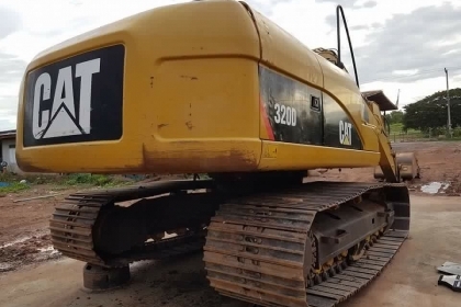 ขาย!! >>> CAT 320D <<< รถพร้อมใช้งาน ช่วงล่างสวย ลอนเลอร์ใหม่ ราคา 2,000,000 บาท ขาย!! >>> CAT 320D <<< รถพร้อมใช้งาน ช่วงล่างสวย ลอนเลอร์ใหม่ ราคา 2,000,000 บาท