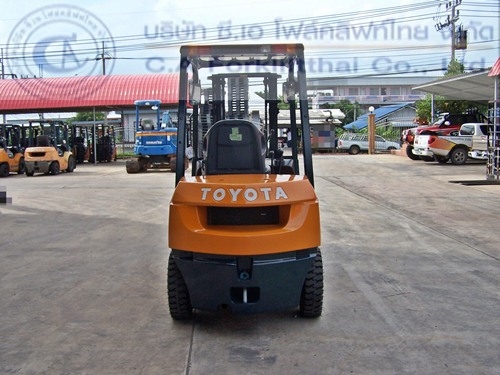 ขาย รถโฟล์คลิฟท์ TOYOTA รุ่น 7FD25