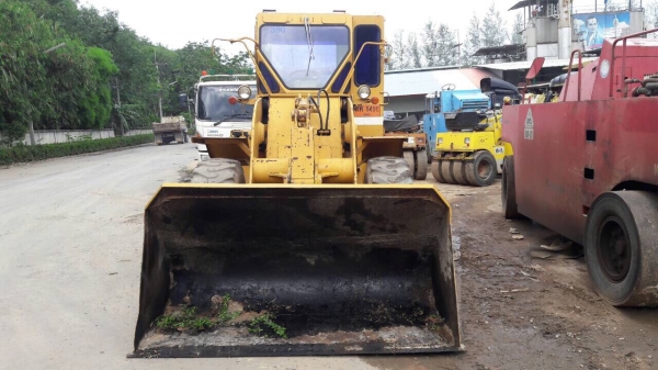 รถตักล้อยางHL712..ของMITSUI มีเล่มทะเบียนพร้อม ภาษีไม่ขาด รถตักล้อยางHL712..ของMITSUI มีเล่มทะเบียนพร้อม ภาษีไม่ขาด
