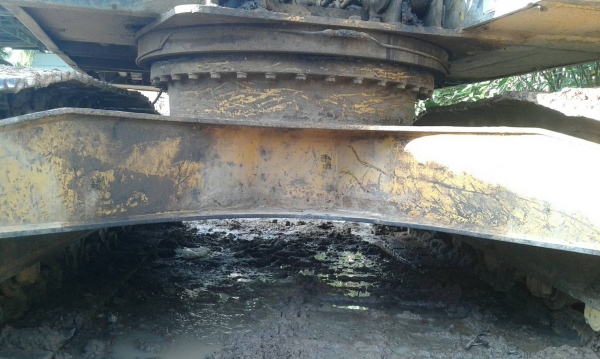 ขายรถแบคโฮ pc200-5 ขายรถแบคโฮ pc200-5