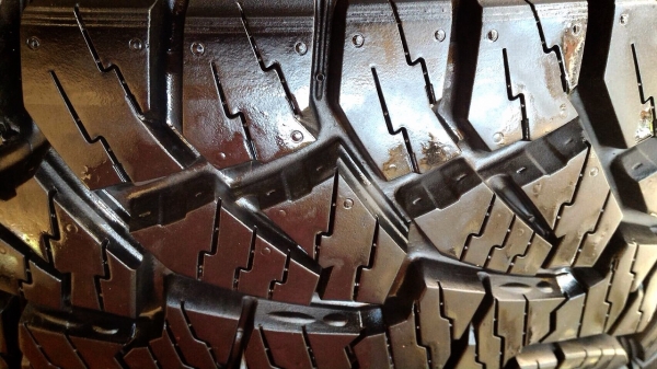 ขายเฉพาะยาง Hankook 265 x 70 x 16 AT ปี 16 สภาพป้ายแดง ขายเฉพาะยาง Hankook 265 x 70 x 16 AT ปี 16 สภาพป้ายแดง