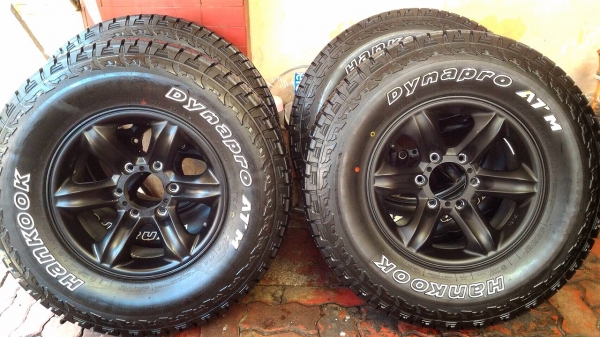 ขายเฉพาะยาง Hankook 265 x 70 x 16 AT ปี 16 สภาพป้ายแดง ขายเฉพาะยาง Hankook 265 x 70 x 16 AT ปี 16 สภาพป้ายแดง