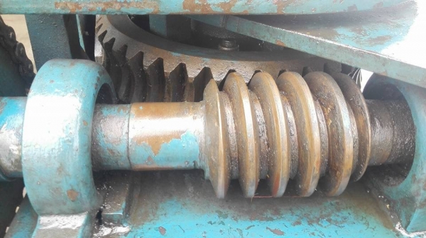 ** Sold **เครื่องดัดท่อไอเสีย 3" มอเตอร์ Mitsu 5 HP 380V มาแต่ตัวไม่มีอุปกรณ์ สภาพยังสดเฟืองอ้วนเต็มมาเทสก่อนได้!!