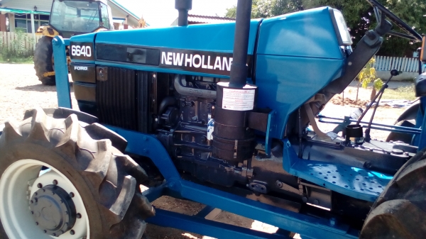 ขาย650000บาท   6640คานนิวฮอแลน  เล่มทะเบียนครบ