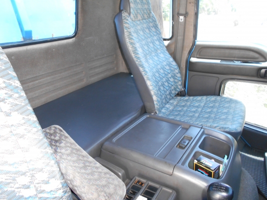 ขายอีซุซุแดดก้าเครื่อง240แรงเทอโป อินเตอ เบรทิบฟิ เพราเว้อแอรเย็นเครื่องให่มกิ๊บสนใจราคาต่อรองครับ 0810074646 อ่างทองครับ