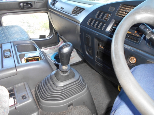 ขายอีซุซุแดดก้าเครื่อง240แรงเทอโป อินเตอ เบรทิบฟิ เพราเว้อแอรเย็นเครื่องให่มกิ๊บสนใจราคาต่อรองครับ 0810074646 อ่างทองครับ