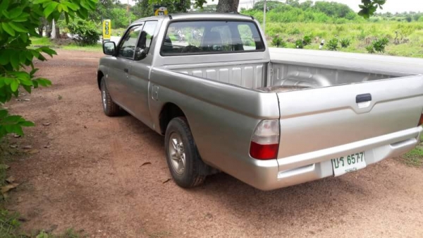 MITSUBISHI STRADA 2.5 ปี2547