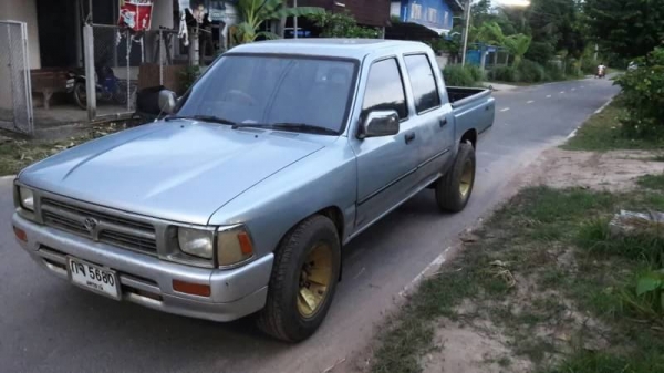 MITSUBISHI STRADA 2.5 ปี2547