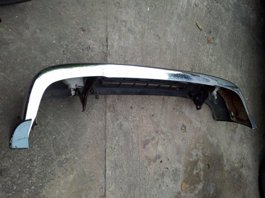 กันชนหน้า Toyota Surf 130 ตาเต็ม โครมเงา แท้ญี่ปุ่น กันชนหน้า Toyota Surf 130 ตาเต็ม โครมเงา แท้ญี่ปุ่น