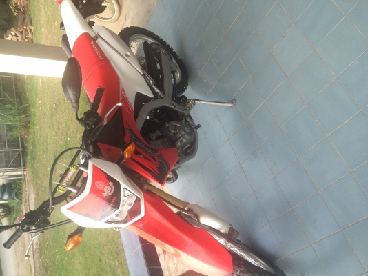 ขาย honda CRF250Lปี2013 เดิมๆสภาพดี พร้อมใช้งาน