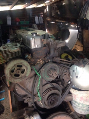 เครื่องบัสBenz 210 ข้อสแตนดาร์ด พร้อมเกียร์ 45,000 มาลองติดเครื่องดูได้เลยครับ