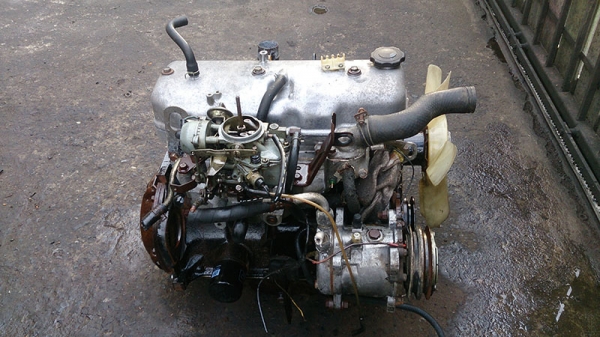 ขายเครื่องมาสด้าแฟมิเลีย 1400 8000 บาท ขายเครื่องมาสด้าแฟมิเลีย 1400 8000 บาท