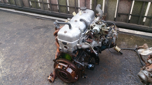 ขายเครื่องมาสด้าแฟมิเลีย 1400 8000 บาท ขายเครื่องมาสด้าแฟมิเลีย 1400 8000 บาท