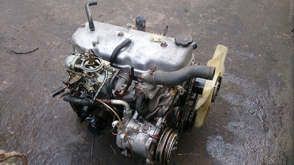 ขายเครื่องมาสด้าแฟมิเลีย 1400 8000 บาท ขายเครื่องมาสด้าแฟมิเลีย 1400 8000 บาท