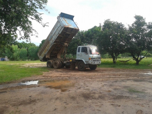 ขายรถดั้ม2เพลา เกียอีตันแท้ ร็อกกี้ เครื่อง195แรง พาวเวอร์ จิฟฟี่ รถสวยสภาพดี เอกสารถูกต้อง ขายรถดั้ม2เพลา เกียอีตันแท้ ร็อกกี้ เครื่อง195แรง พาวเวอร์ จิฟฟี่ รถสวยสภาพดี เอกสารถูกต้อง