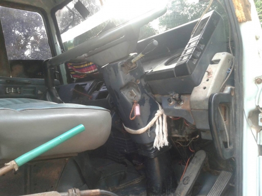 ขายรถดั้ม2เพลา เกียอีตันแท้ ร็อกกี้ เครื่อง195แรง พาวเวอร์ จิฟฟี่ รถสวยสภาพดี เอกสารถูกต้อง ขายรถดั้ม2เพลา เกียอีตันแท้ ร็อกกี้ เครื่อง195แรง พาวเวอร์ จิฟฟี่ รถสวยสภาพดี เอกสารถูกต้อง