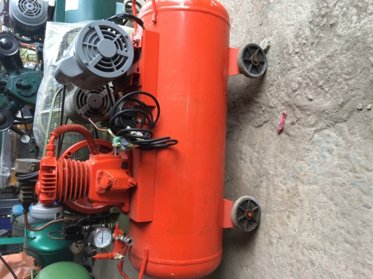 ขายปั้มลม 1 แรง ไฟบ้าน 220v.  ถัง 64 ลิตร