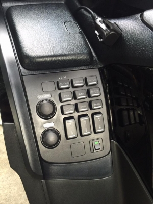 ขาย เพียง <790,000> HONDA GOLDWING F6B ปี14 สภาพเหมือน ออกศูนย์ เครื่องยนต์ 6สูบ 1800cc