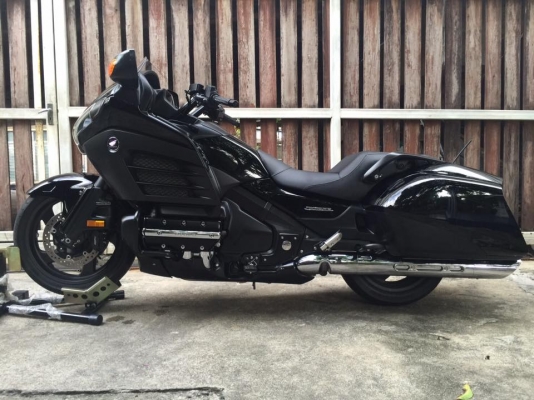 ขาย เพียง <790,000> HONDA GOLDWING F6B ปี14 สภาพเหมือน ออกศูนย์ เครื่องยนต์ 6สูบ 1800cc