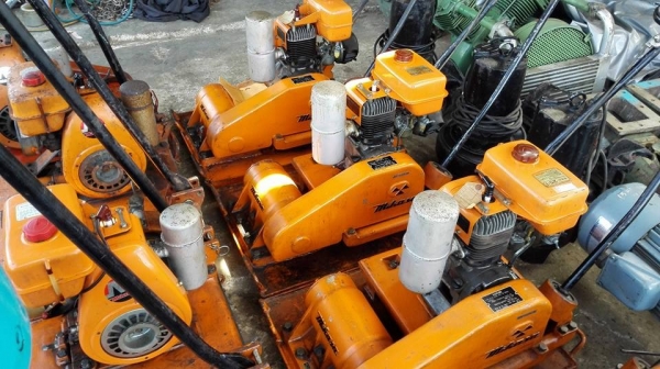 ** Sold ** เครื่องตบดินญี่ปุ่น MIKASA TOKYO JAPAN ของใหม่ 100\% เก่าเก็บสดนอกลงจากตู้มาเลือกก่อนได้!!